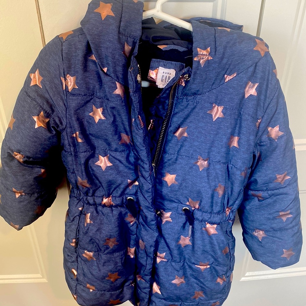 Cute puffer style coat with drawstring waist. Size 3T girls jacket